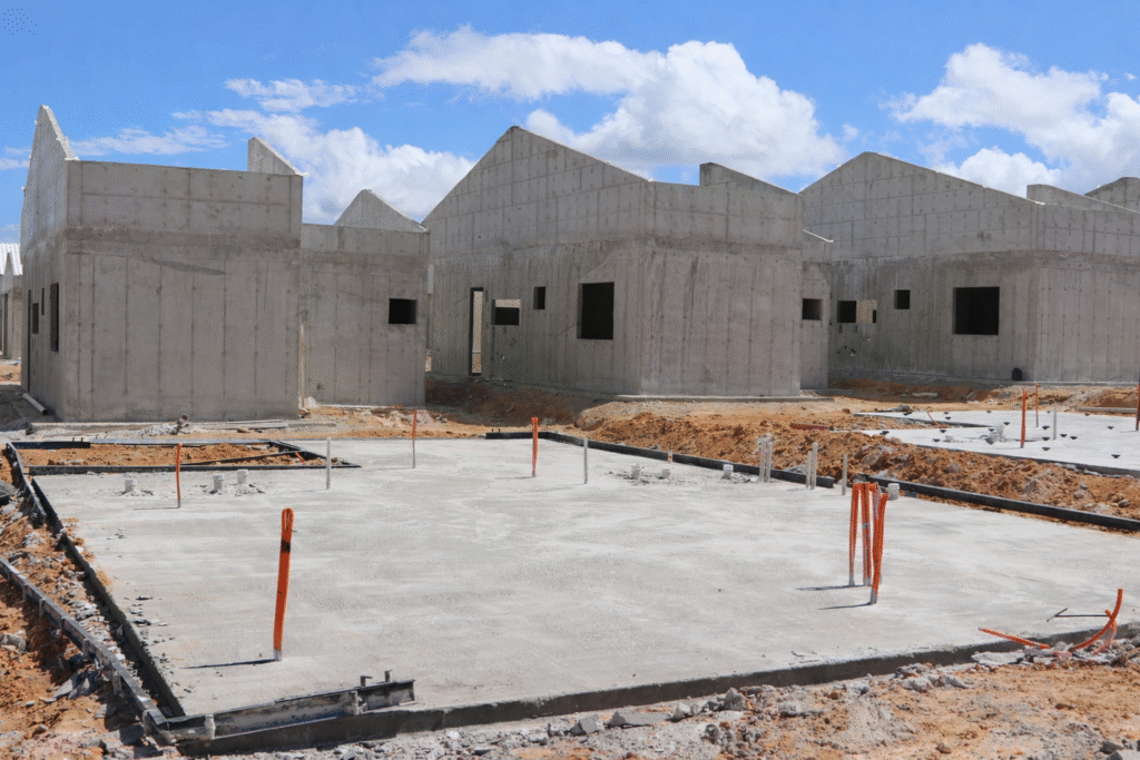 Radier em fase de construção - Sistema Monocasa Habix