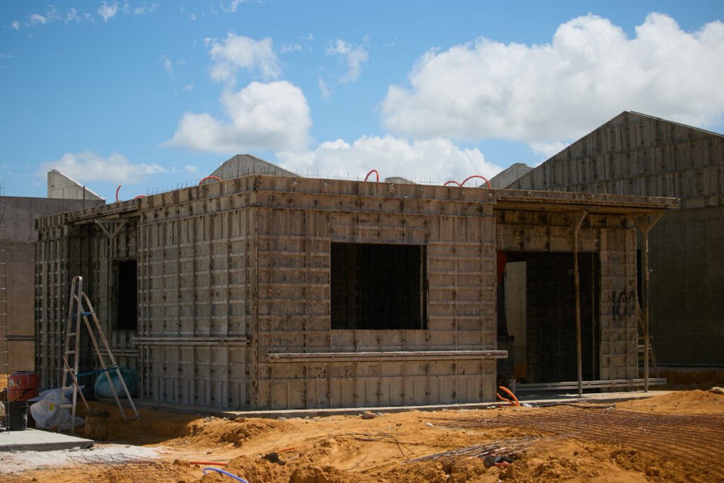 Estrutura Monocasa em concreto moldado in loco